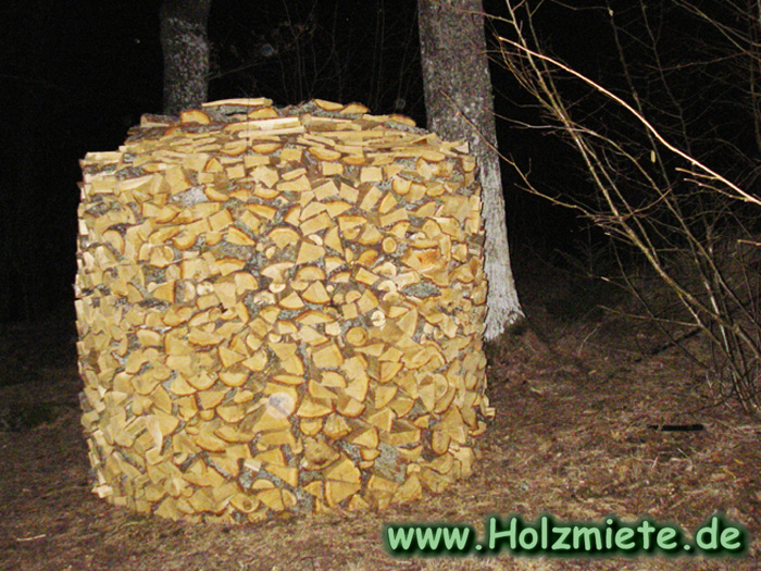 Dach aus Eichenschindeln in Schweden