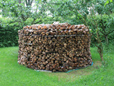 Holz Nachschub fr Holzmietenbau